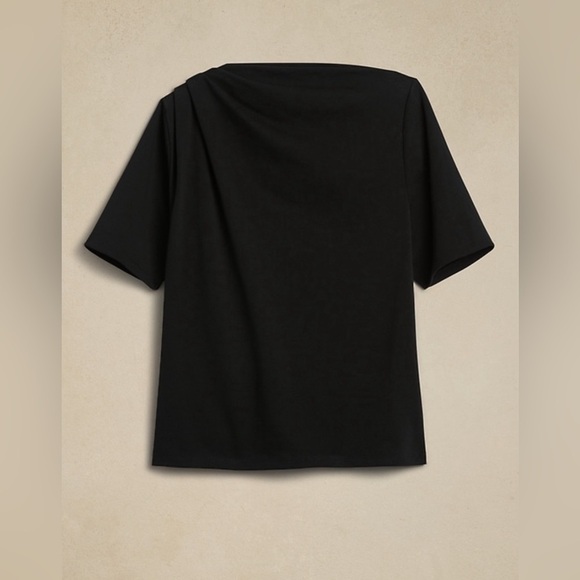NWOT! Banana Republic Black Poppy Draped Top - Multiple Sizes🗺️ - Picture 2 of 8